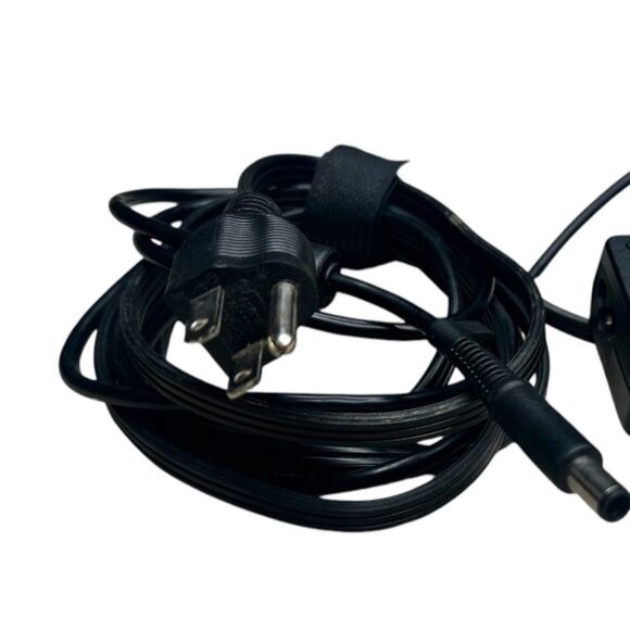 HP 613153-001 Black Power Adapter - Picture 3 of 4